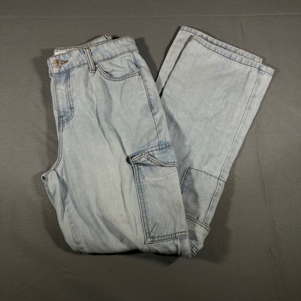 BBJ Los Angeles Women's Size 5/27 Light Wash Denim Straight Leg Cargo Pants